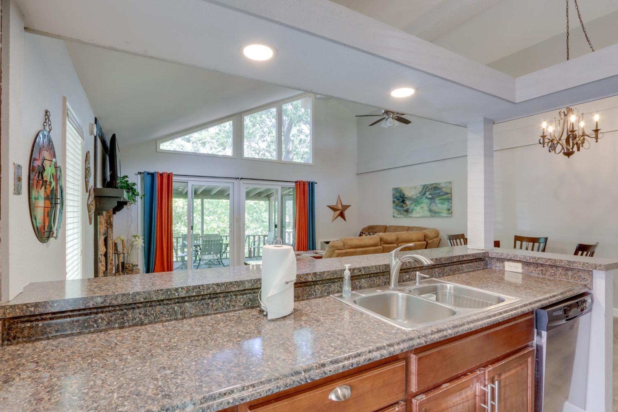 Hot Tub And Fire Pit Margaritaville Home! Osage Beach Exterior foto